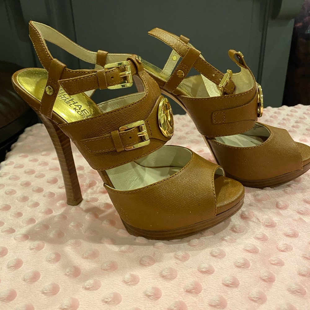 Michael Kors leather heels